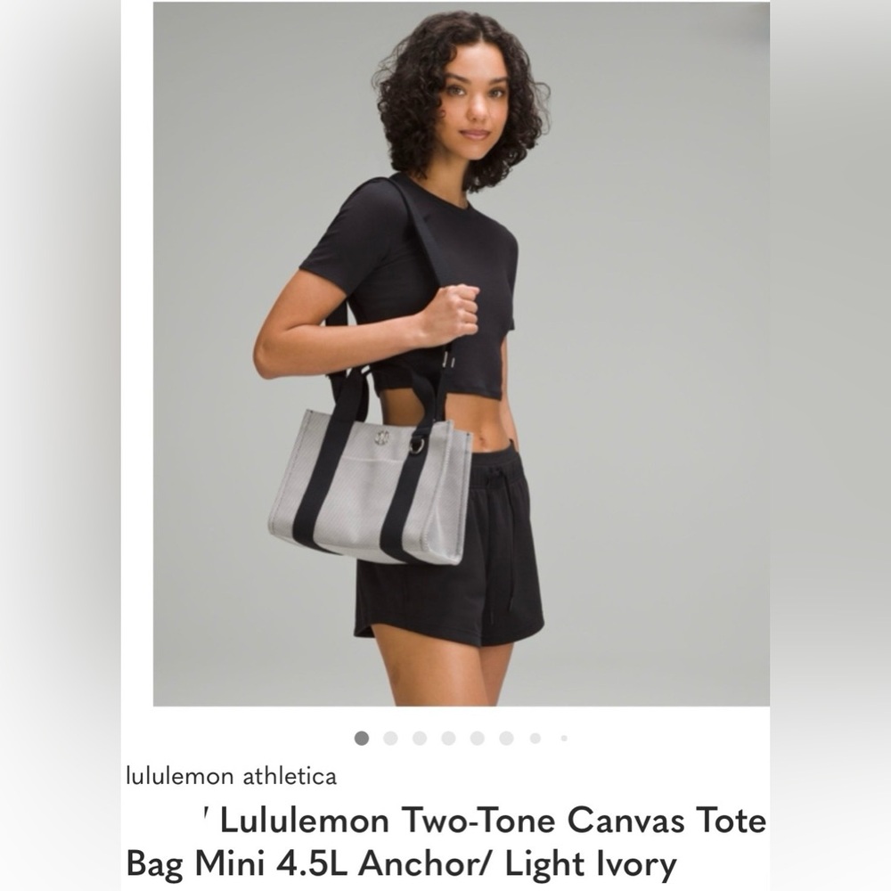 Lululemon 4.5L Black and White Tote Bag